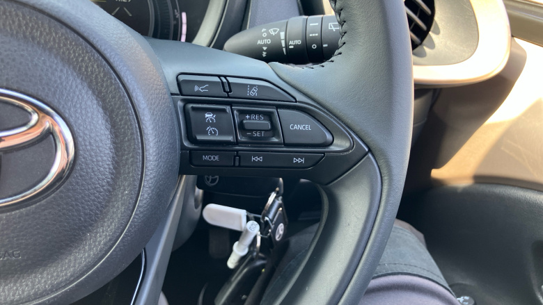 Toyota Aygo X 1.0 VVT-i Edge 5dr Auto Petrol Hatchback